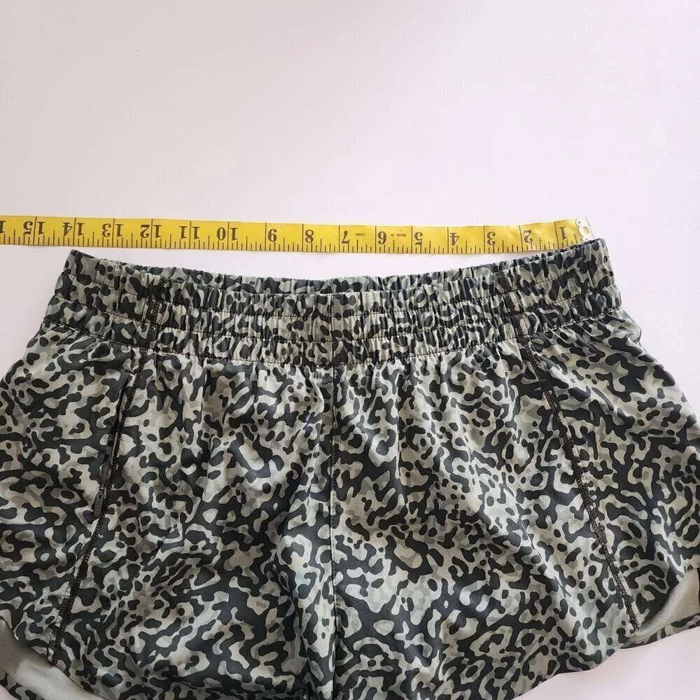 Athleta Printed Hustle 3